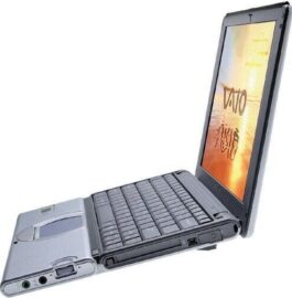 החלפת מסך למחשב נייד סוני Vaio PCG K30 15.4